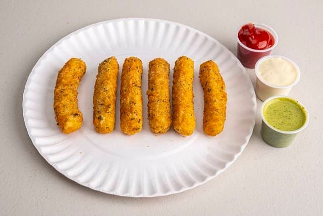 Mozzarella Sticks 6 Pcs.